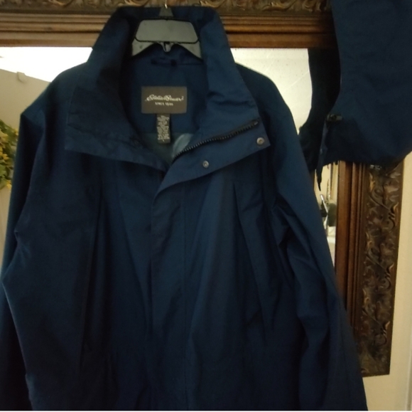 Eddie Bauer Gore-Tex all weather men's large jacket - Picture 13 of 13